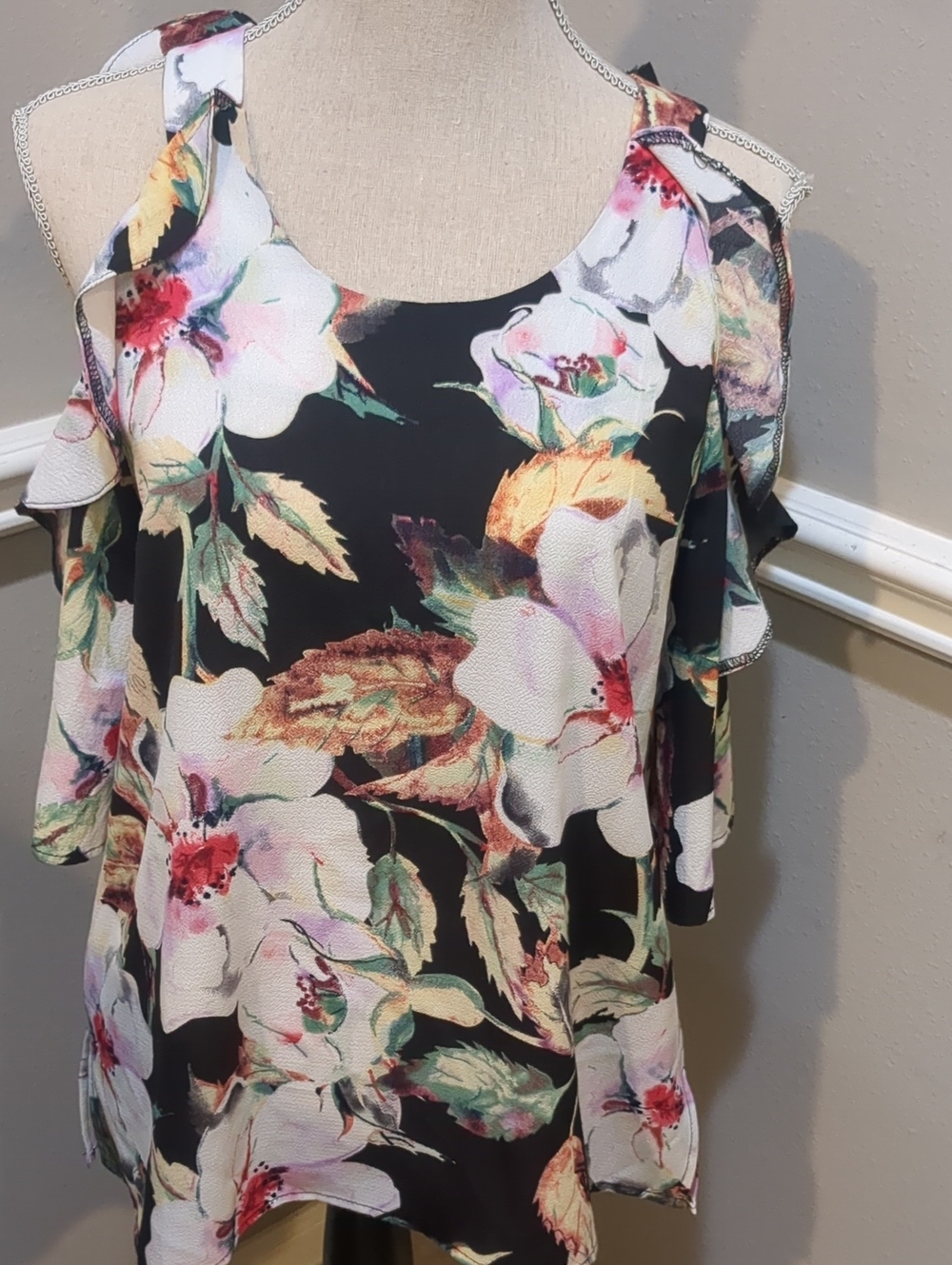 Umgee Floral Cold-Shoulder Women's Top - Black/White Floral